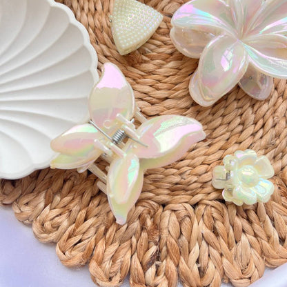 Butterfly Claws/clutchers/hairclips #PearlsGlowClaw #tivra #tivracreation
#PearlHairClips
#HairClutchers
#TrendyHairAccessories
#MadeInIndiaProduct
#AffordableHairAccessories
#EcommerceFinds
#ShopOnlineIndia
#HairClipsForGirls
#MinimalStyleAccessories