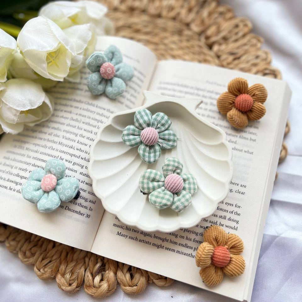 Daisy flower Hairclips #PixiePetals
#FloralVibes
#PetalPerfect
#SpringHairGoals
#FairyStyle
#CuteAndTrendy
#PastelAccessories
#EverydayStyle