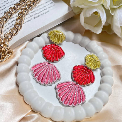 Seashell Handmade Beaded Earrings #beaded #hadmade #tivra #tivracreation #summer #winter #spring #season #seashell #earrings 