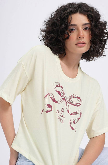 Tivra Creation Printed Drop-Shoulder Sleeves T-shirt #OversizedTshirt #tivra #tivracreation
#GraphicTshirt
#StreetStyle
#CasualLook
#OOTD
#StreetwearFashion
#TrendyOutfits
#MinimalStyle
#CottonWear
#StyleInspo