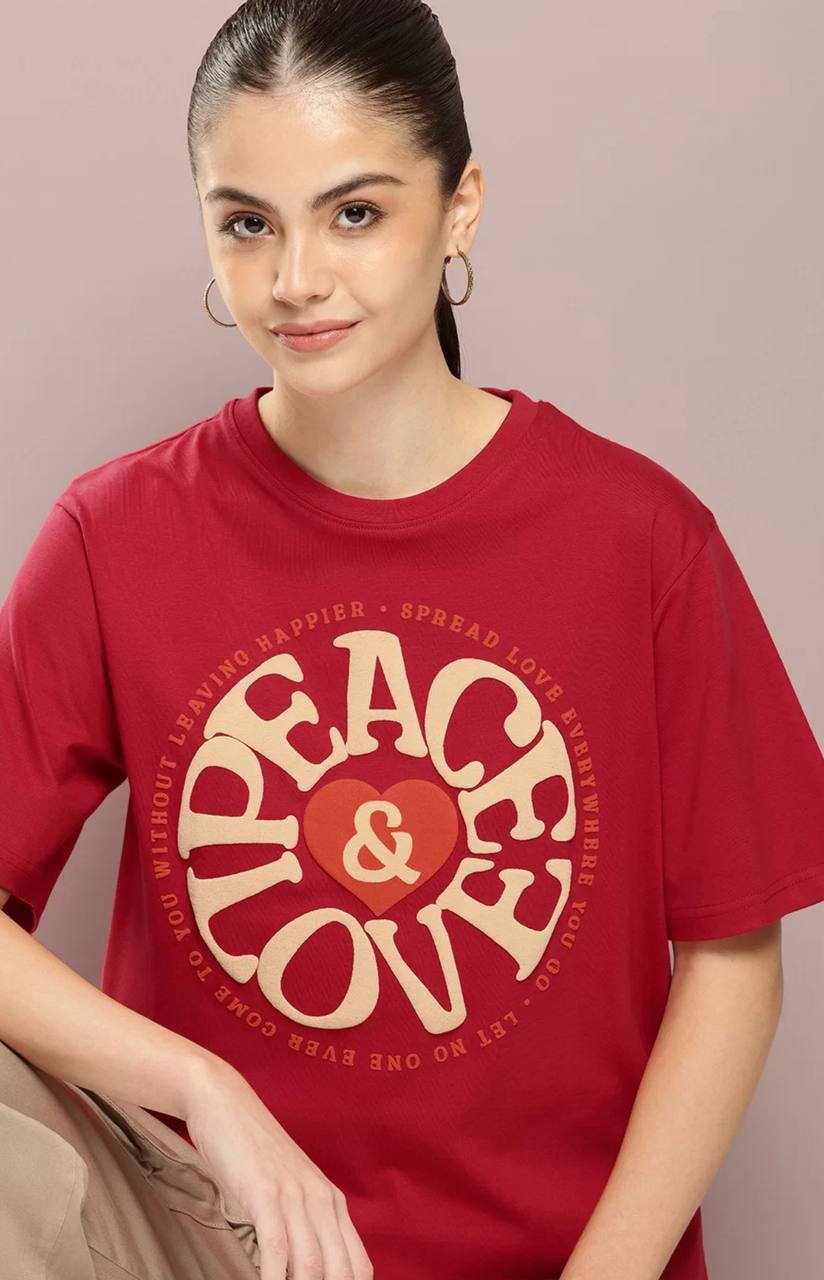 Women Graphic Printed Embossed Oversized T-shirt #InstagramFashion #TikTokStyle #YouTubeFashion #TrendingNow #ViralFashion #StyleInspo #StreetwearInspo #ComfyAndChic #WardrobeGoals #tivra #tivracreation