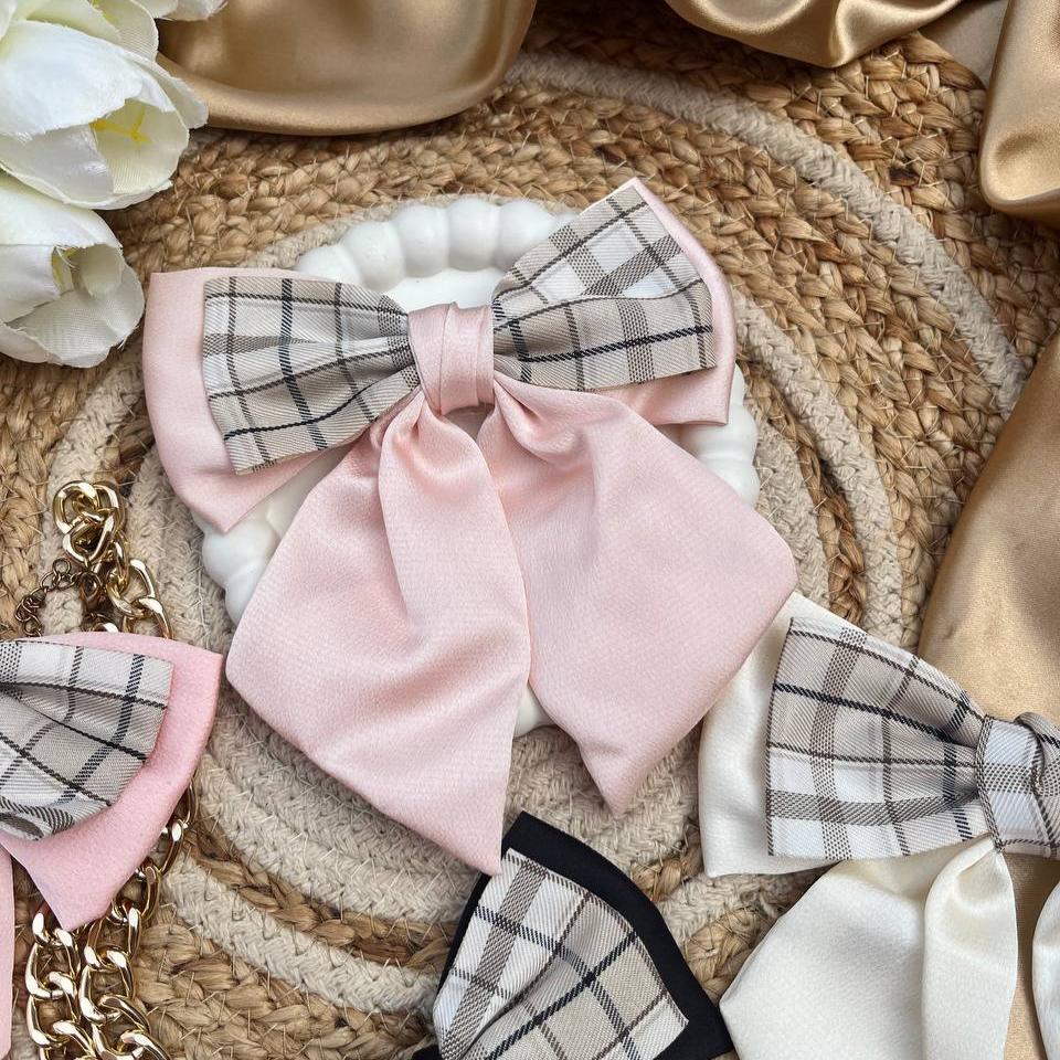 Classy Charm Bows